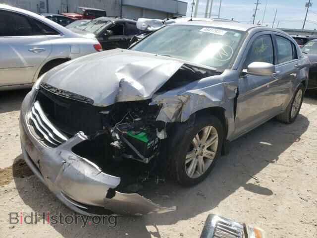 2013 CHRYSLER 200 - VIN: 1C3CCBBB4DN578310 - Photo 2