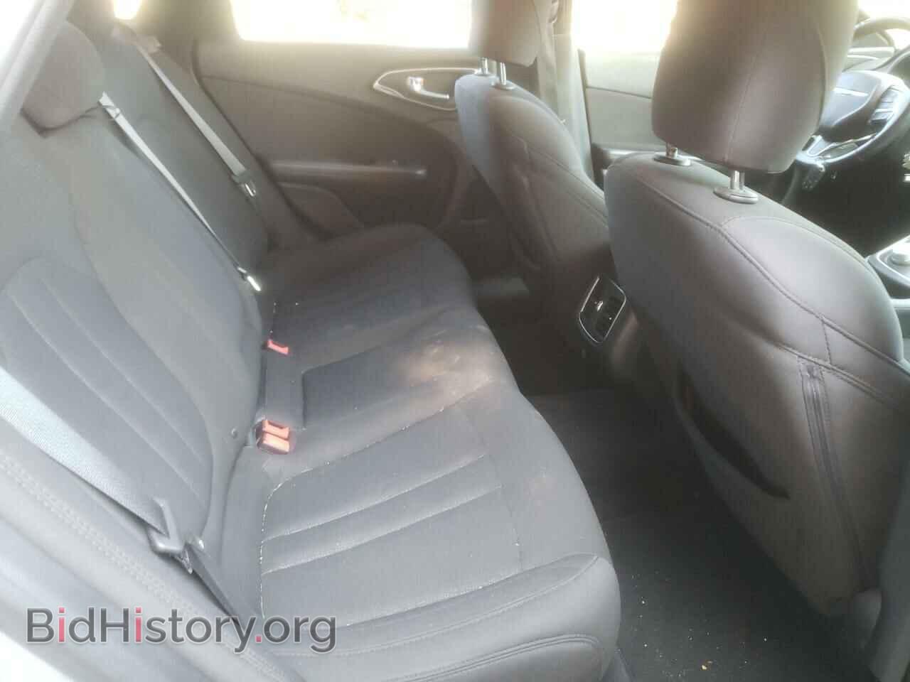 2015 CHRYSLER 200 - VIN: 1C3CCCAB2FN655752 - Фото 6