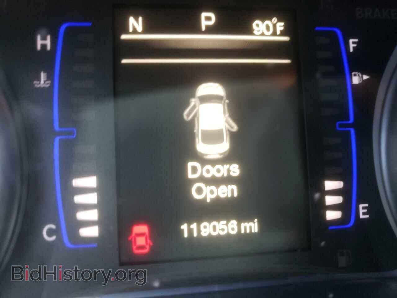 2015 CHRYSLER 200 - VIN: 1C3CCCAB2FN655752 - Фото 8