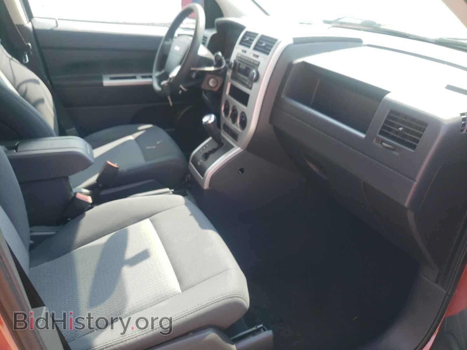 2008 JEEP COMPASS - VIN: 1J8FT47088D787596 - Фото 5