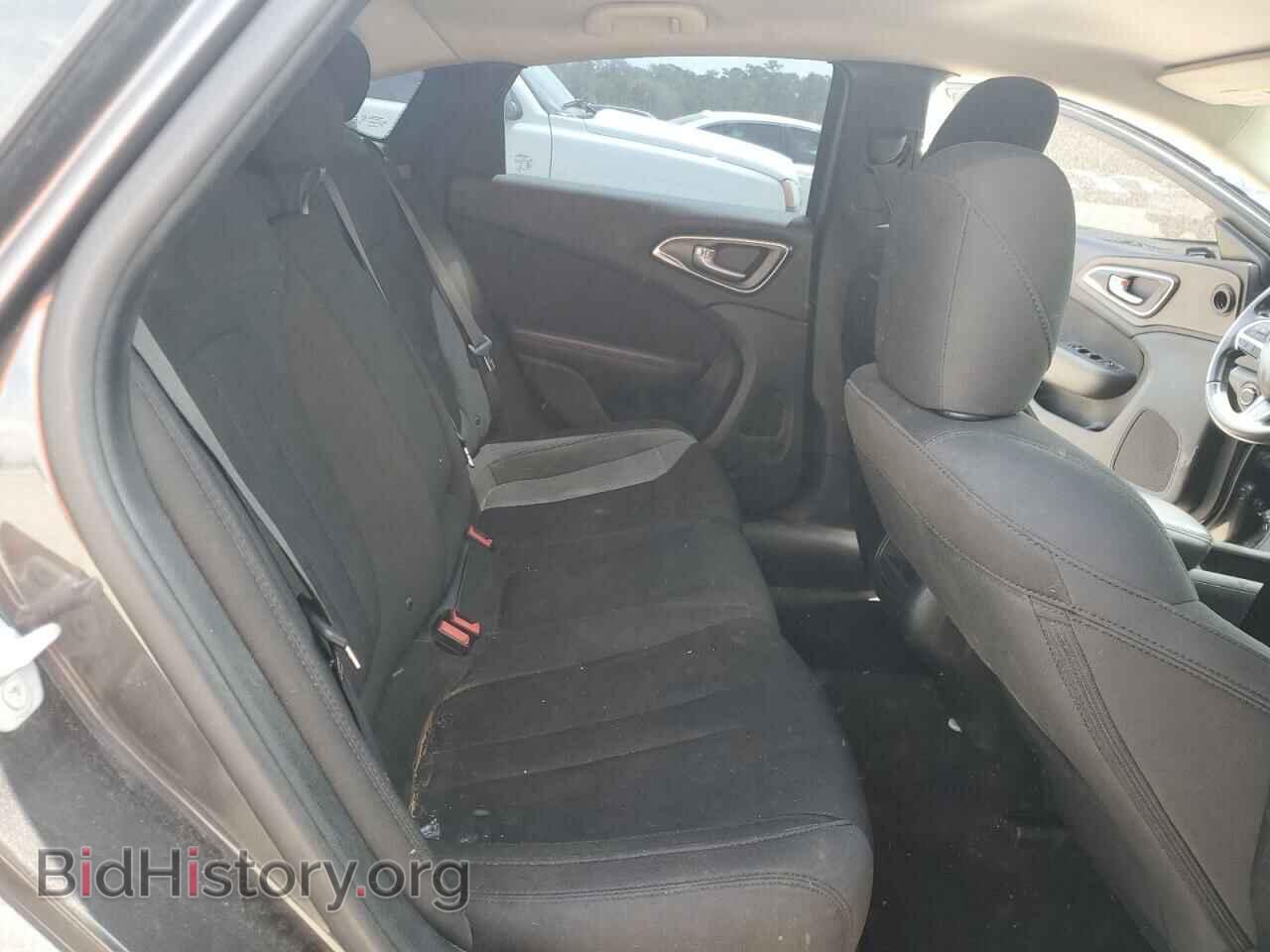 2016 CHRYSLER 200 - VIN: 1C3CCCFB4GN195813 - Фото 10