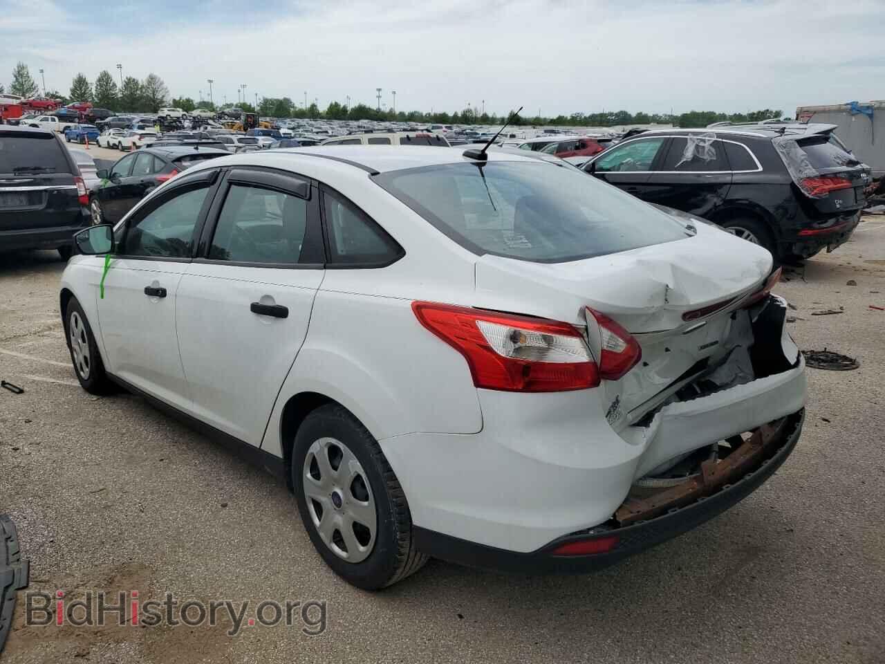 2013 FORD FOCUS - VIN: 1FADP3E29DL352240 - Фото 2