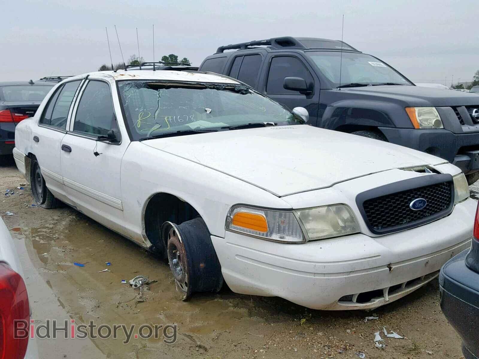Photo 2FABP7BV7BX104596 - FORD CROWN VIC 2011