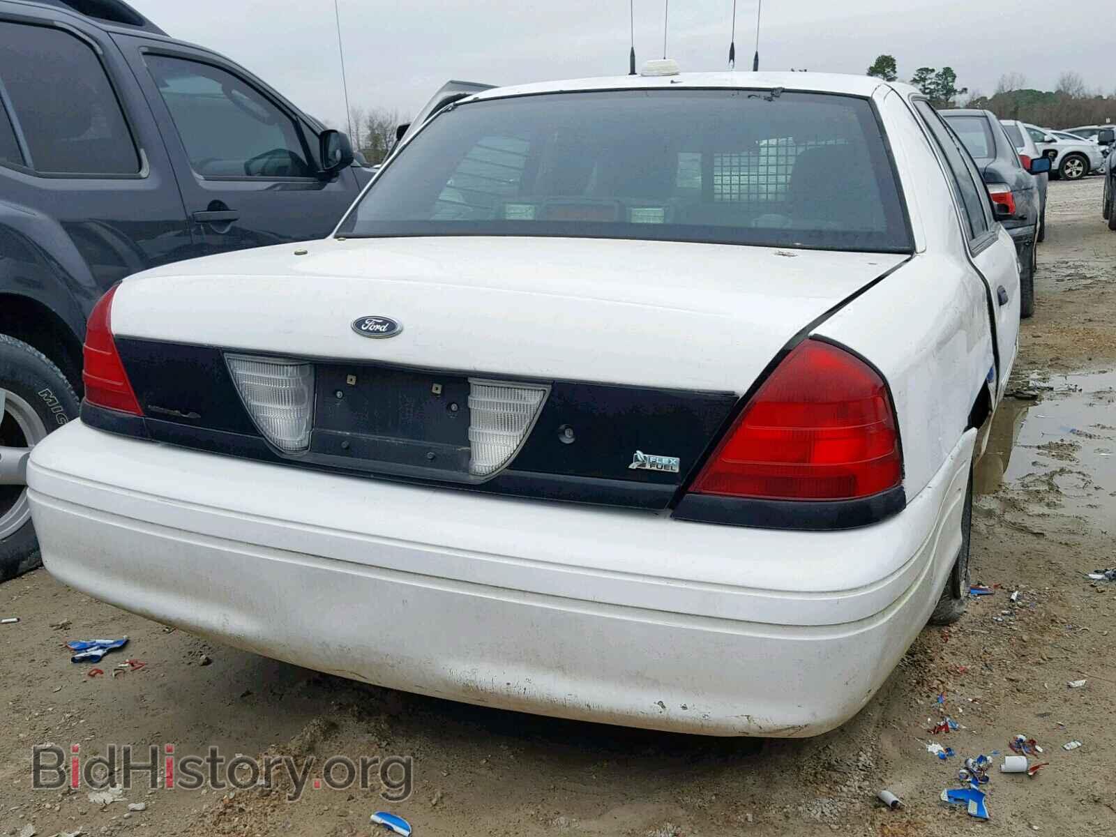 2011 FORD CROWN VIC - VIN: 2FABP7BV7BX104596 - Фото 4
