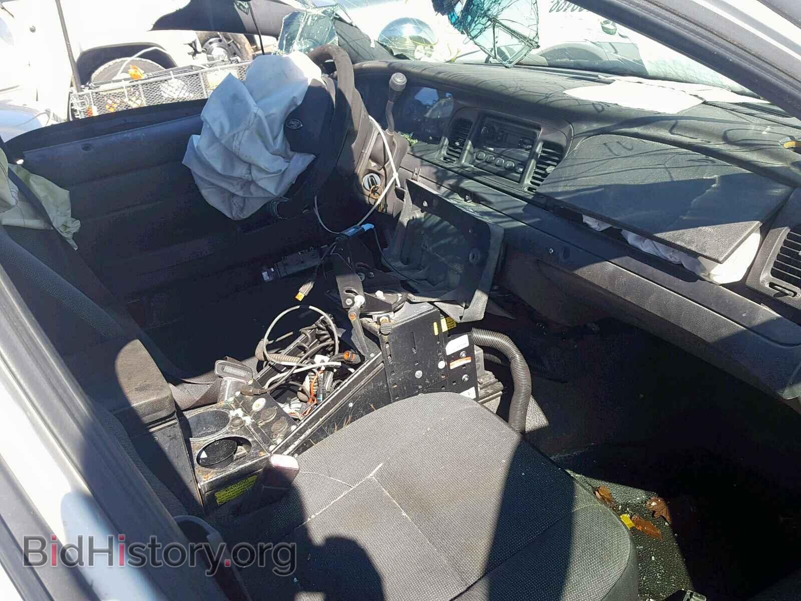 2011 FORD CROWN VIC - VIN: 2FABP7BV7BX104596 - Фото 5