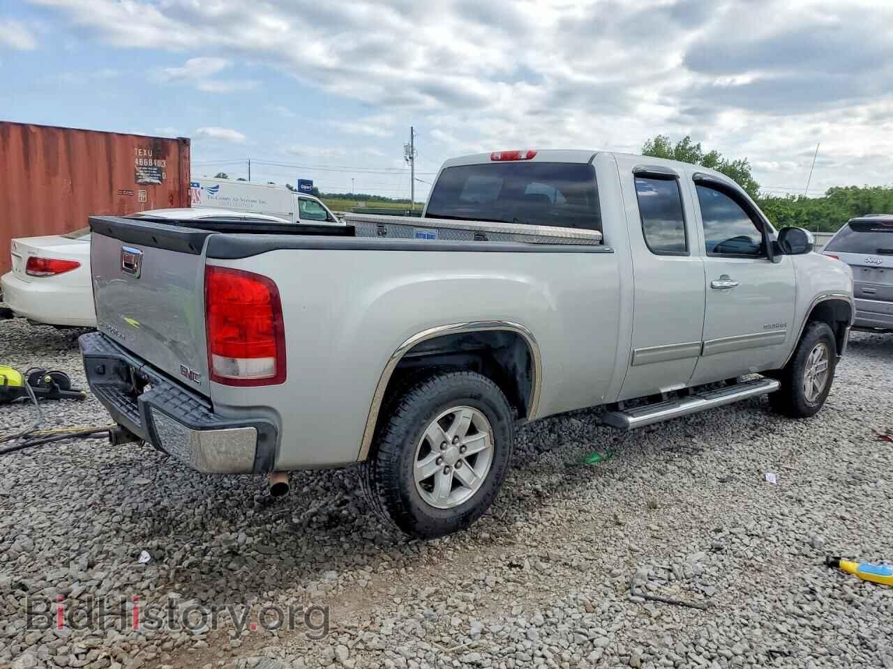 2011 GMC SIERRA - VIN: 1GTR1VE07BZ206683 - Фото 3
