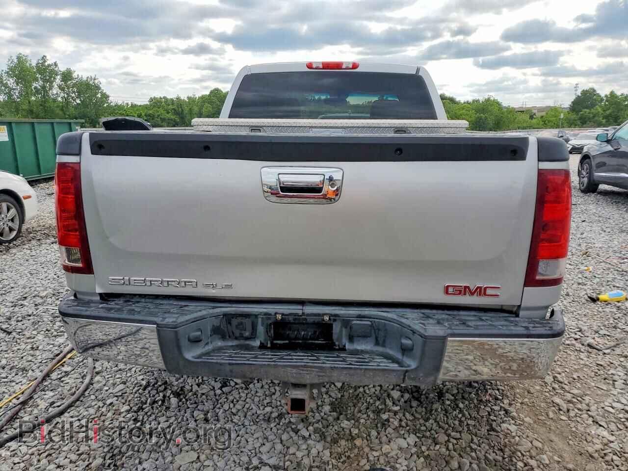 2011 GMC SIERRA - VIN: 1GTR1VE07BZ206683 - Фото 6