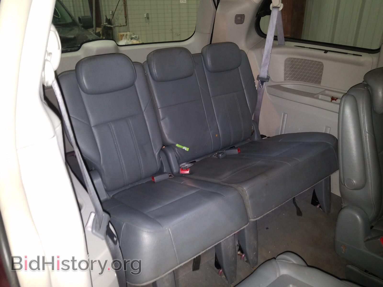 2008 CHRYSLER MINIVAN - VIN: 2A8HR54P98R815644 - Фото 9