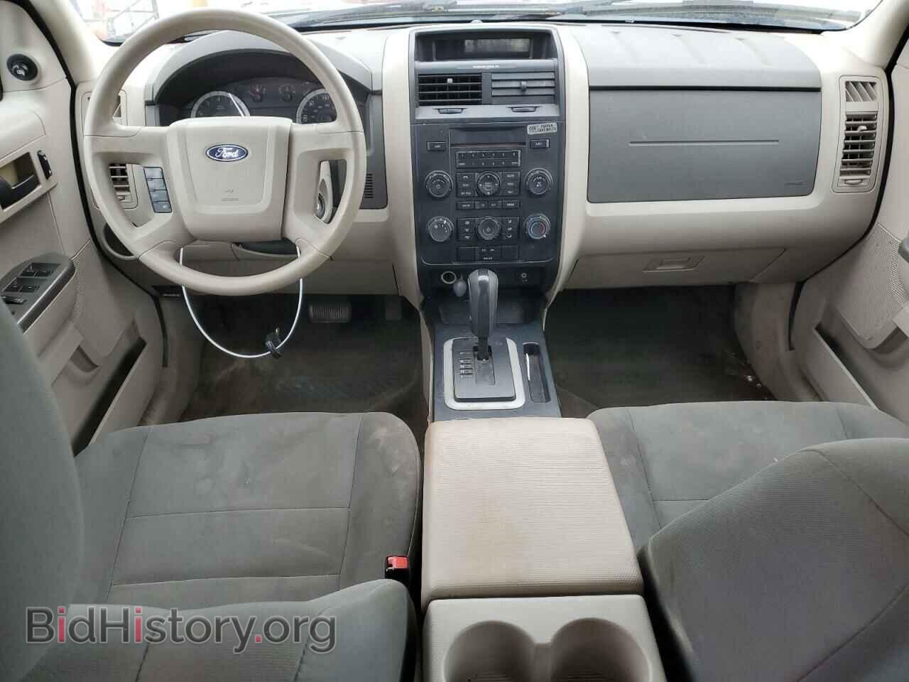 2010 FORD ESCAPE - VIN: 1FMCU0C76AKB53154 - Фото 8