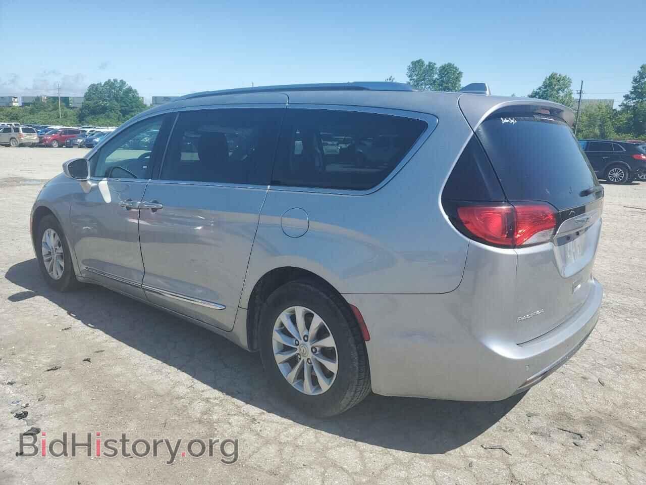 2019 CHRYSLER PACIFICA - VIN: 2C4RC1BG8KR539649 - Фото 2