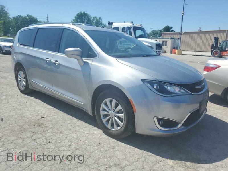 2019 Chrysler PACIFICA (VIN 2C4RC1BG8KR539649) — photo 4 of 12