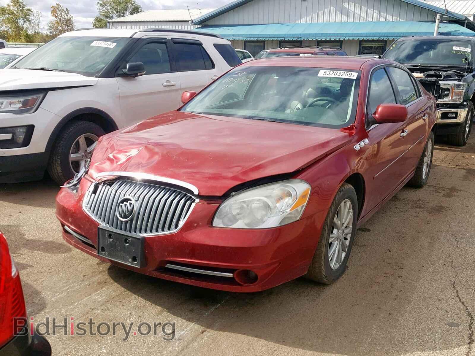 2011 BUICK LUCERNE - VIN: 1G4HC5EM4BU132978 - Фото 2