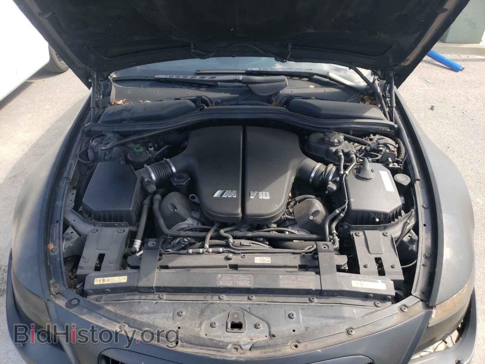 2010 BMW M6 - VIN: WBSEH9C55ACY25213 - Фото 7