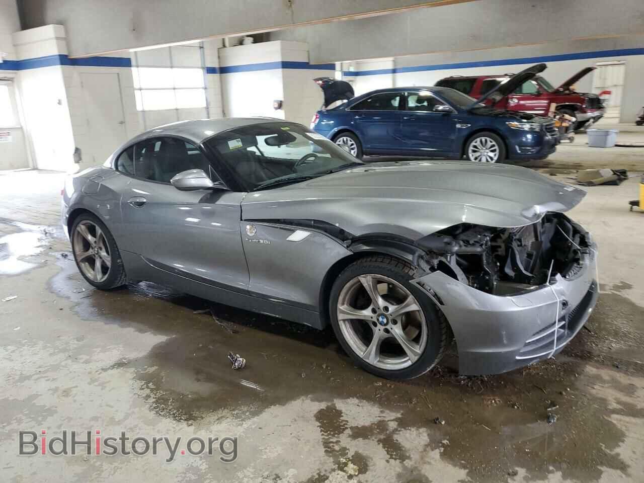 2011 BMW Z4 - VIN: WBALM5C51BE378689 - Фото 4