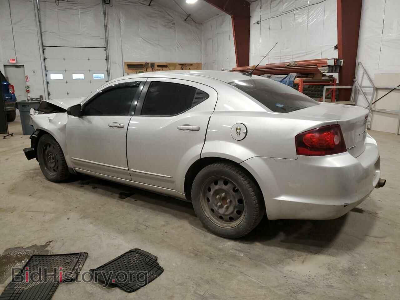 2011 DODGE AVENGER - VIN: 1B3BD4FB1BN586910 - Фото 2