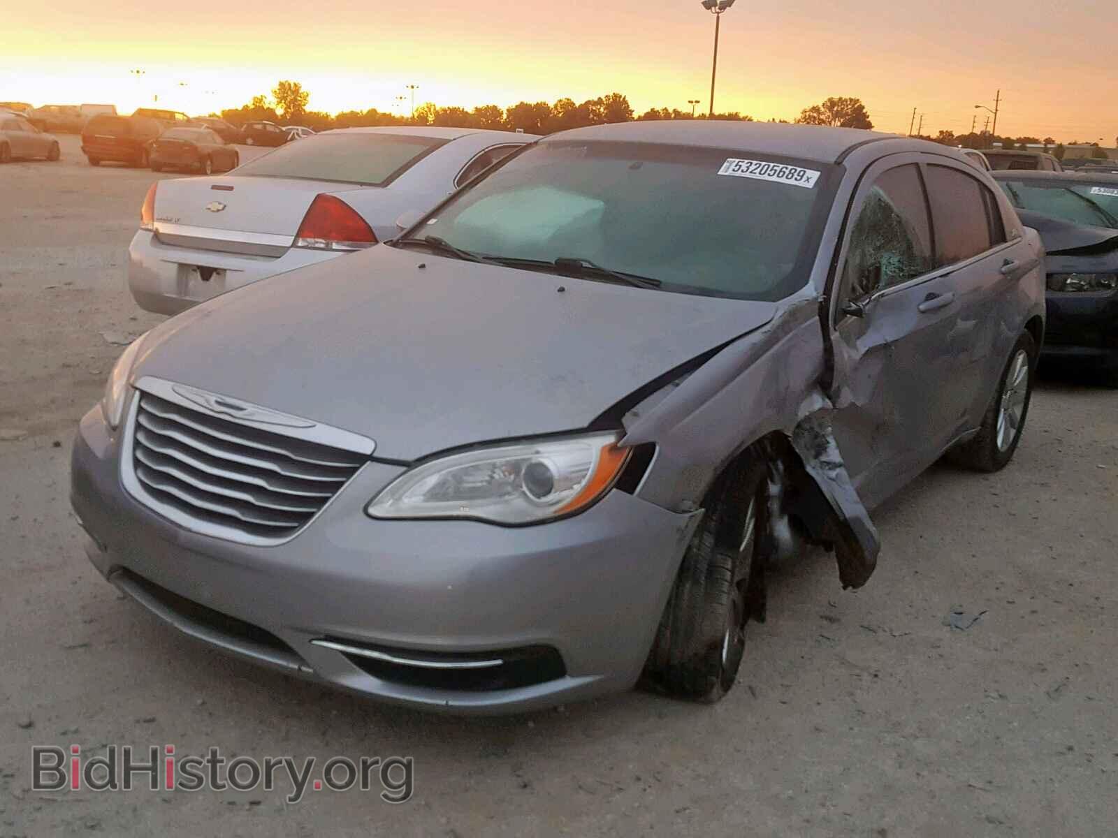 2014 CHRYSLER 200 - VIN: 1C3CCBBB2EN107371 - Фото 2