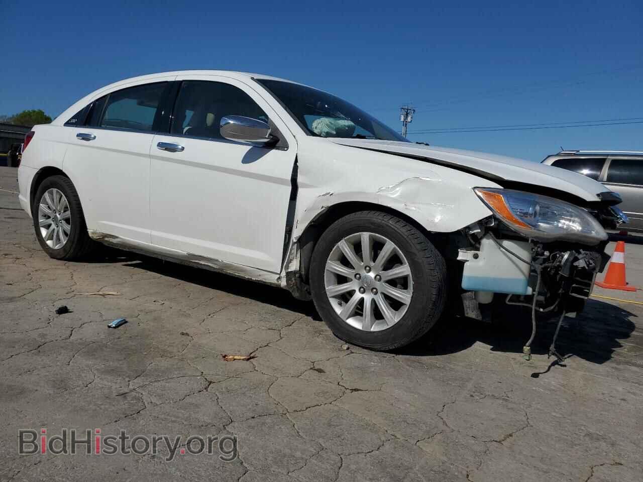 2013 CHRYSLER 200 - VIN: 1C3CCBCG1DN592532 - Фото 4