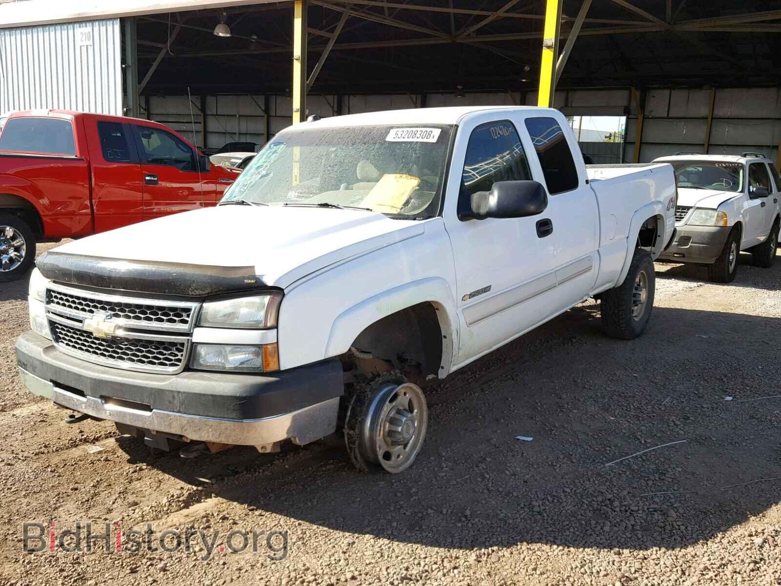 2005 CHEVROLET SILVERADO - VIN: 1GCHK29U05E234406 - Фото 2