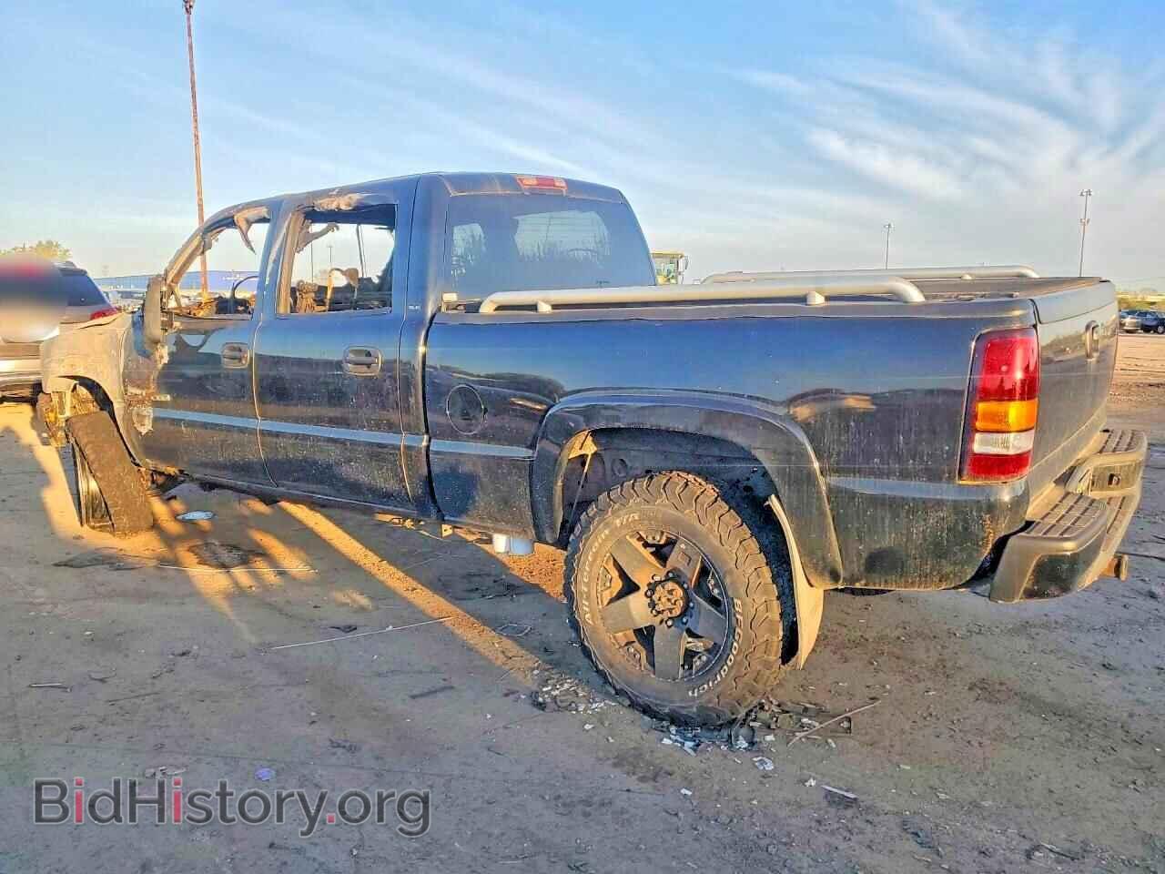 2007 GMC SIERRA - VIN: 1GTHK23DX7F163138 - Фото 2
