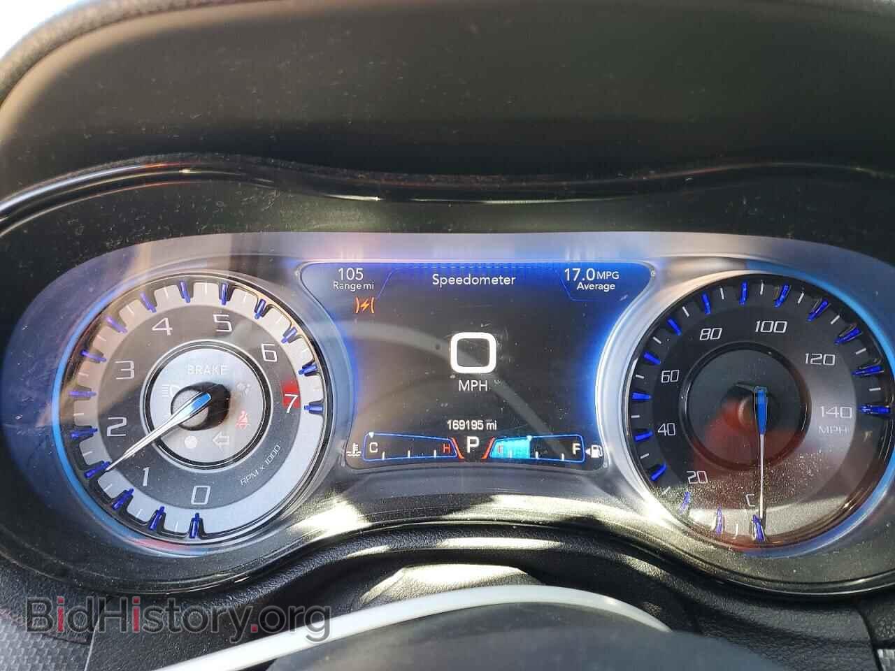 2015 CHRYSLER 300 - VIN: 2C3CCAGG4FH932370 - Фото 9