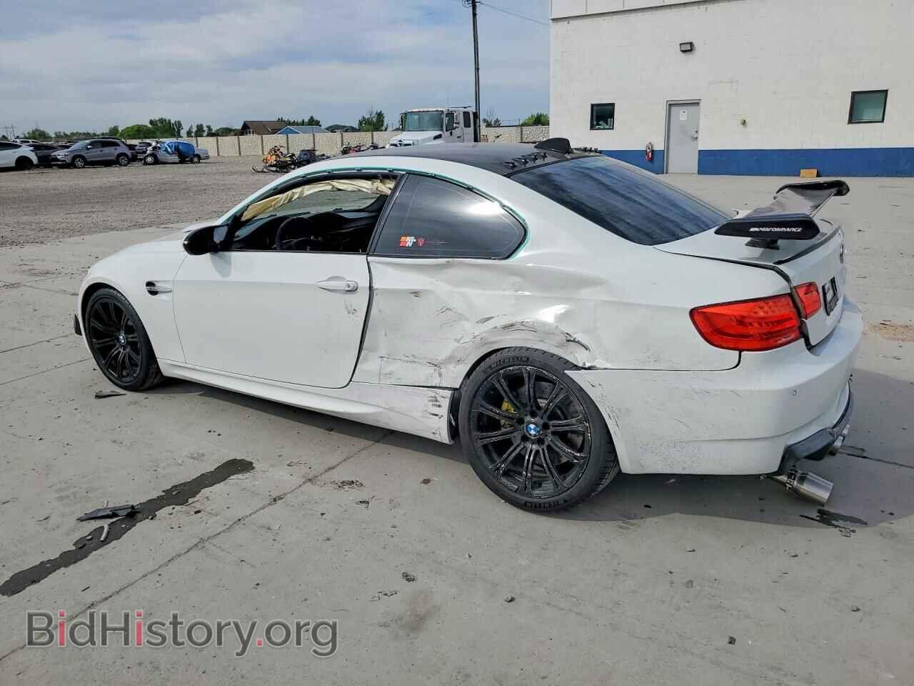 2008 BMW M3 - VIN: WBSWD93598PY42423 - Фото 2