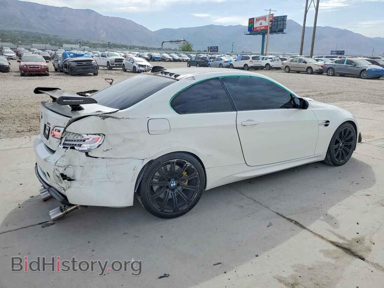 2008 BMW M3 - VIN: WBSWD93598PY42423 - Фото 3