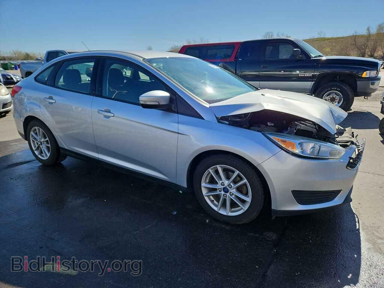 2017 FORD FOCUS - VIN: 1FADP3F2XHL277097 - Фото 4