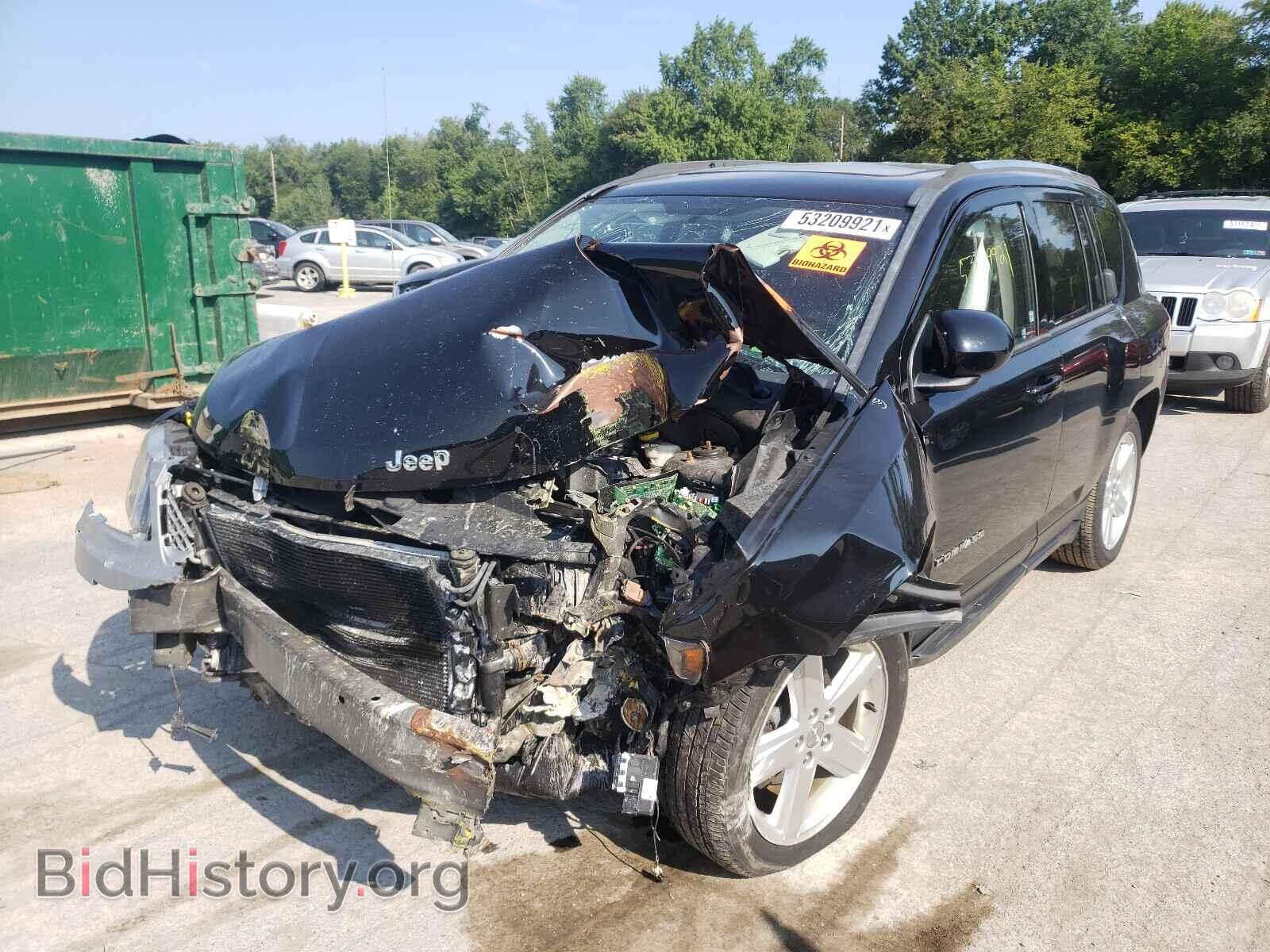 2014 JEEP COMPASS - VIN: 1C4NJCEAXED888214 - Фото 2