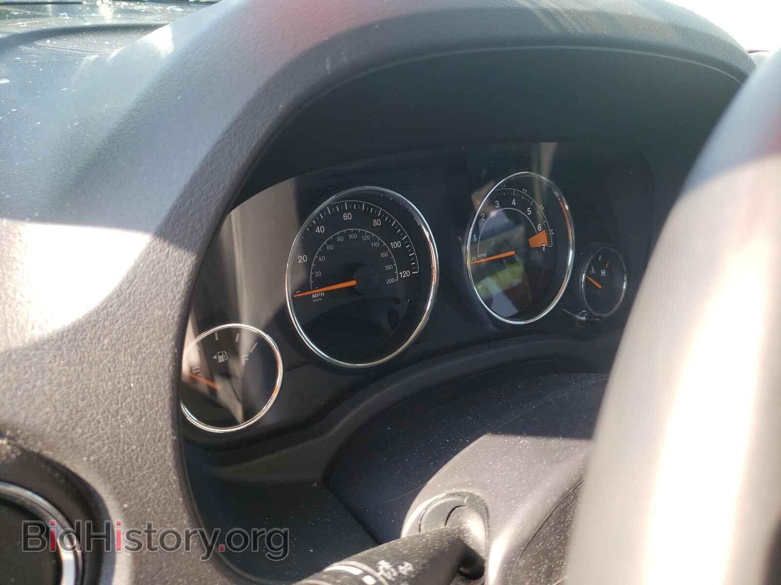 2014 JEEP COMPASS - VIN: 1C4NJCEAXED888214 - Фото 8