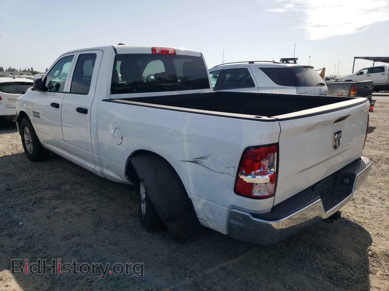 2018 RAM 1500 - VIN: 1C6RR6FG9JS341639 - Фото 2