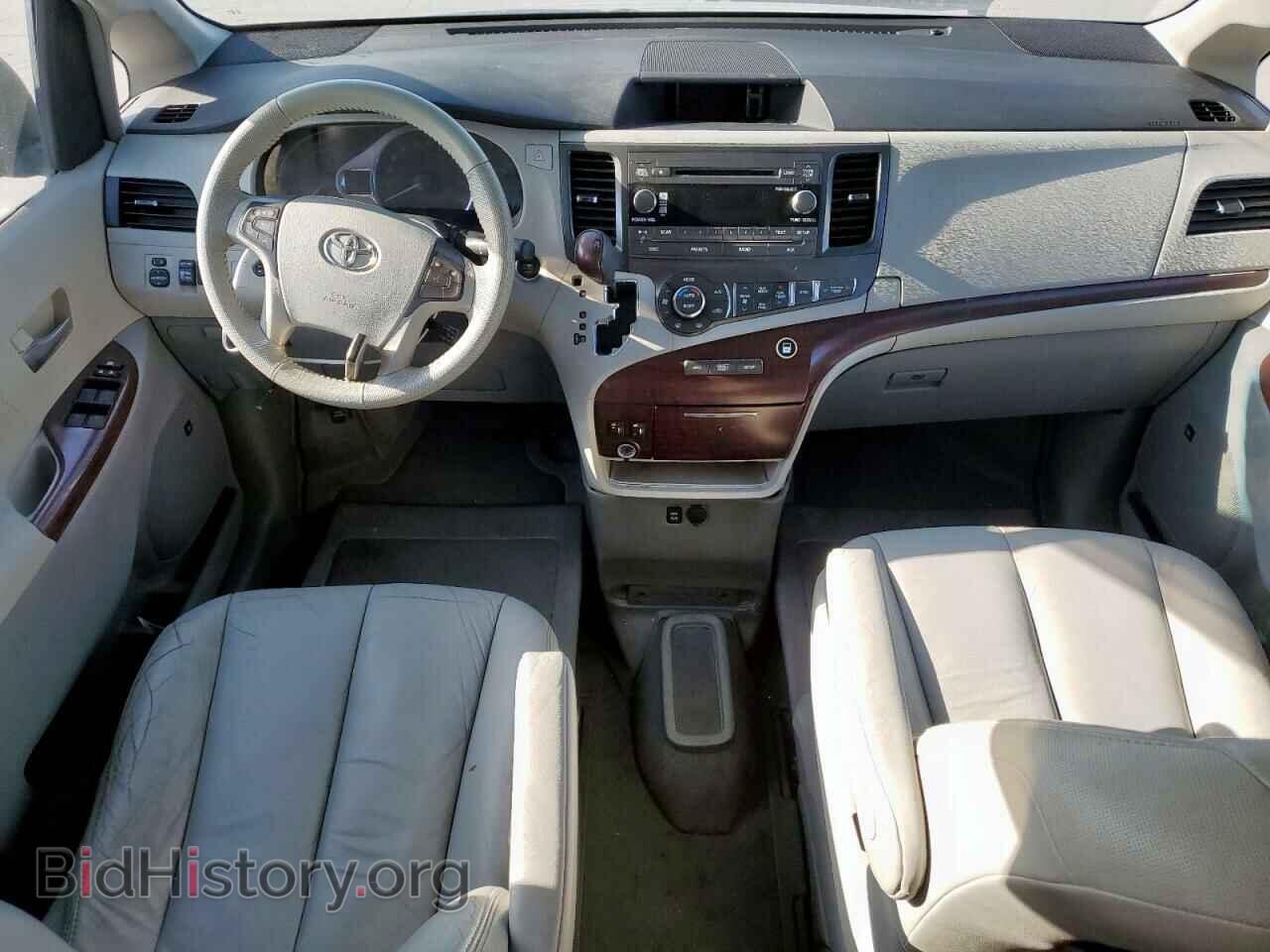 2011 TOYOTA All Models - VIN: 5TDYK3DCXBS104773 - Фото 8