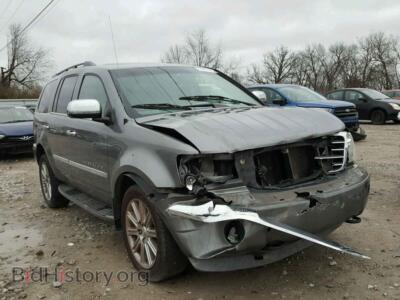2007 Chrysler ASPEN Aspen Limi, серебристый — VIN 1A8HW58277F575989, Copart