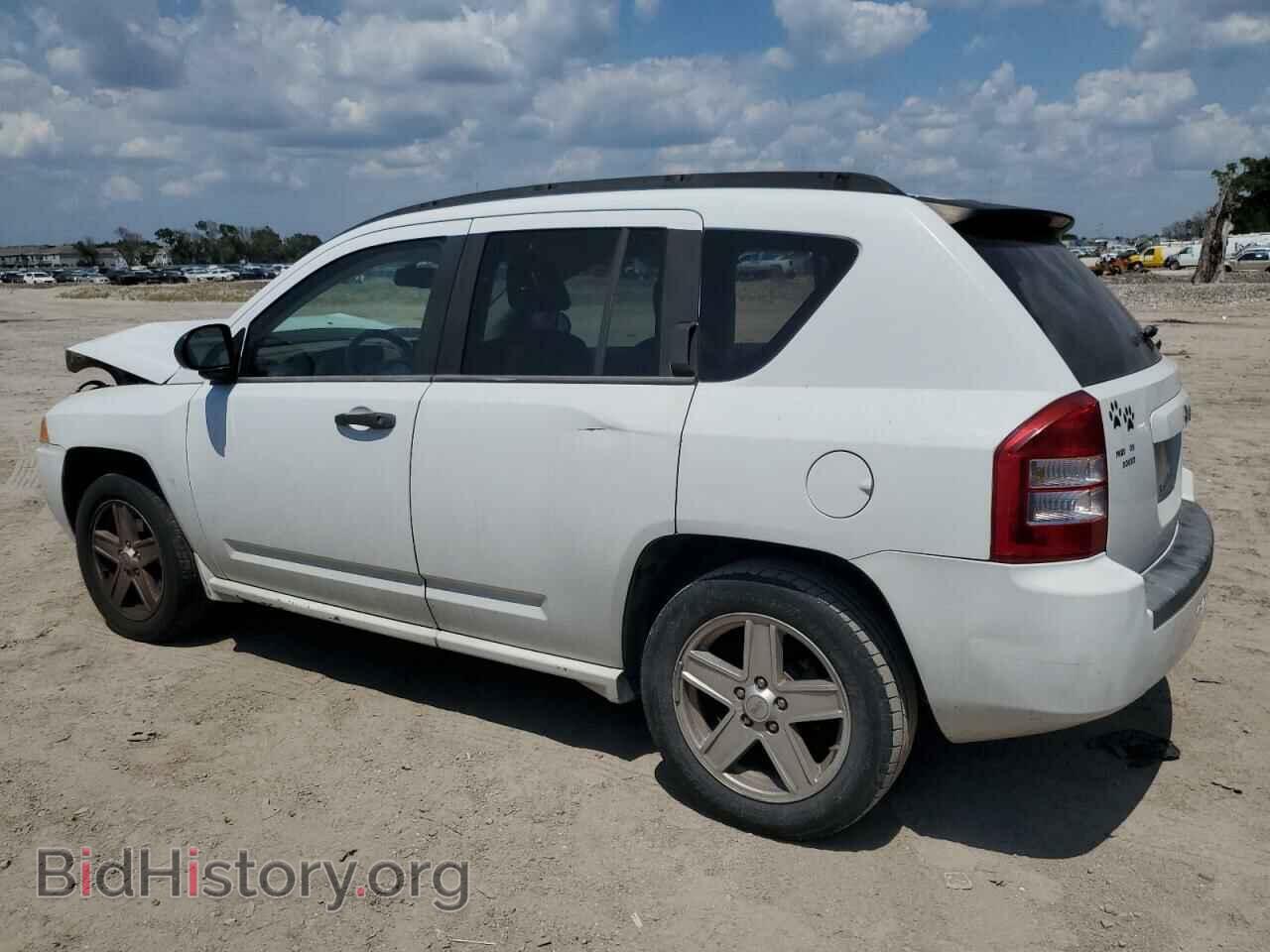 2007 JEEP COMPASS - VIN: 1J8FT47W87D190015 - Фото 2