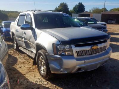 2013 Chevrolet AVALANCHE, серебристый — VIN 3GNMCEE02DG165068, Copart