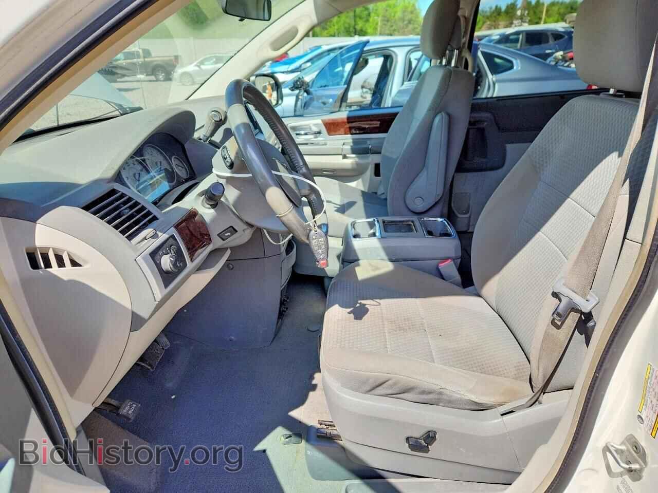 2010 CHRYSLER MINIVAN - VIN: 2A4RR5DX4AR475038 - Фото 7