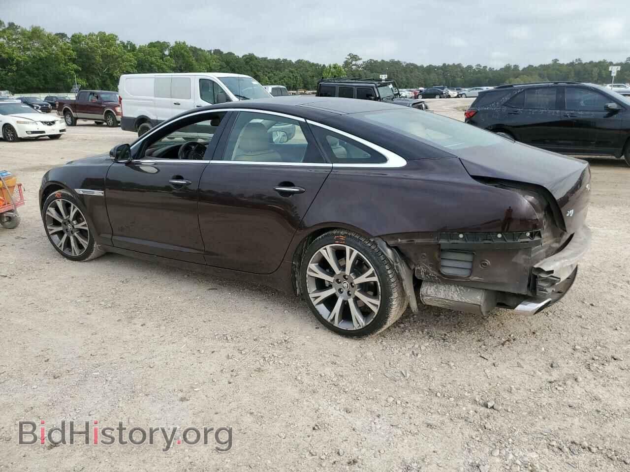 2011 JAGUAR XJ - VIN: SAJWA1CB2BLV08922 - Фото 2