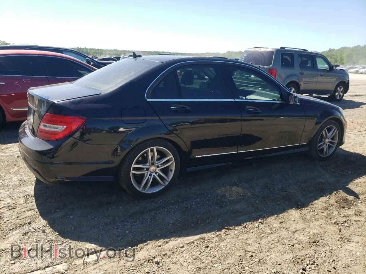 2013 MERCEDES-BENZ C-CLASS - VIN: WDDGF4HB0DR299636 - Фото 3