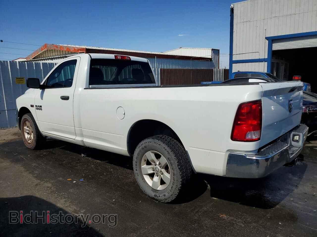 2015 RAM 1500 - VIN: 3C6JR7DT2FG637930 - Photo 2