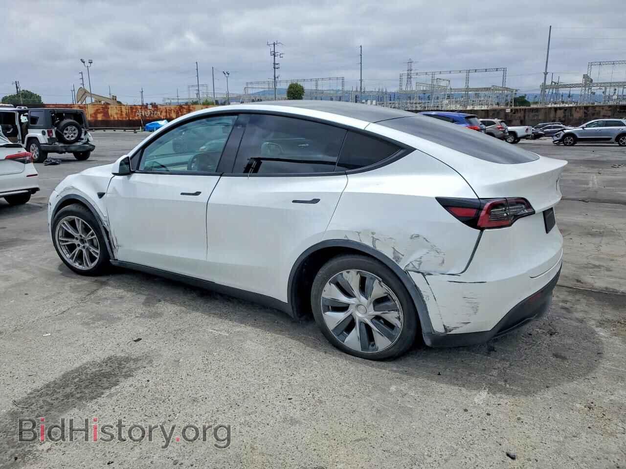 2020 TESLA MODEL Y - VIN: 5YJYGDEE0LF031894 - Photo 2