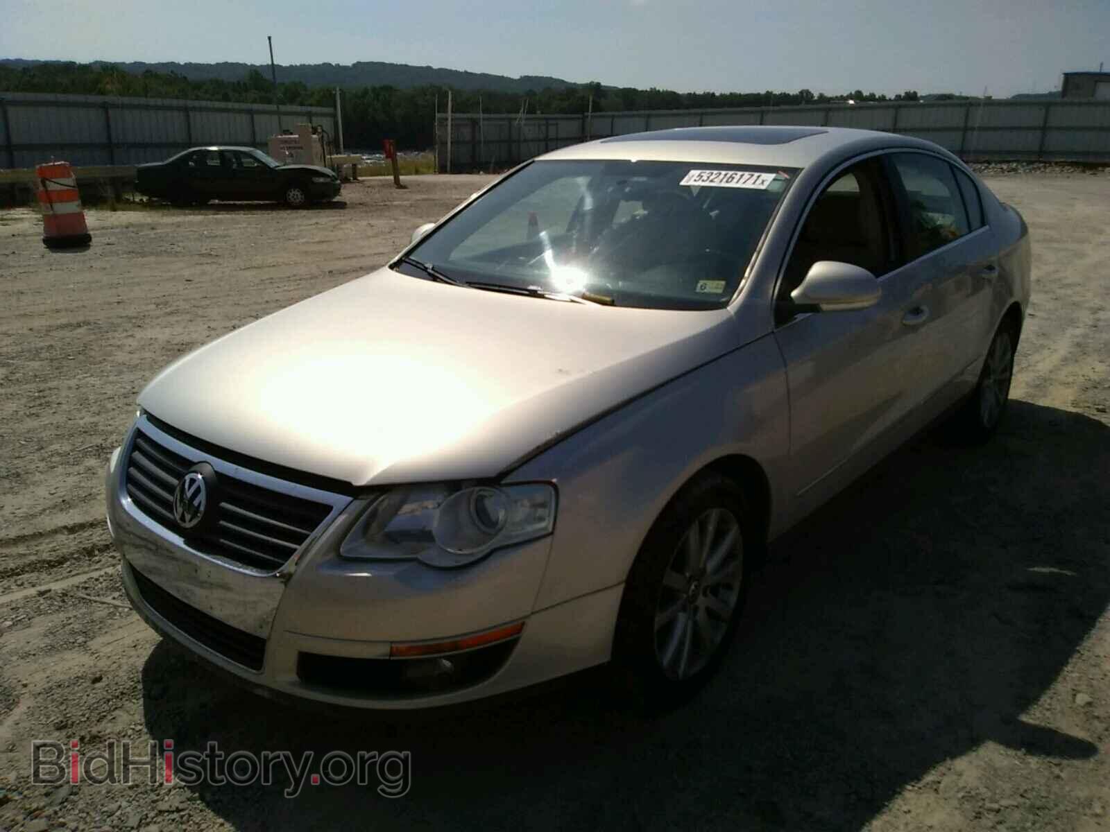 2010 VOLKSWAGEN PASSAT - VIN: WVWJM7ANXAE080584 - Фото 2