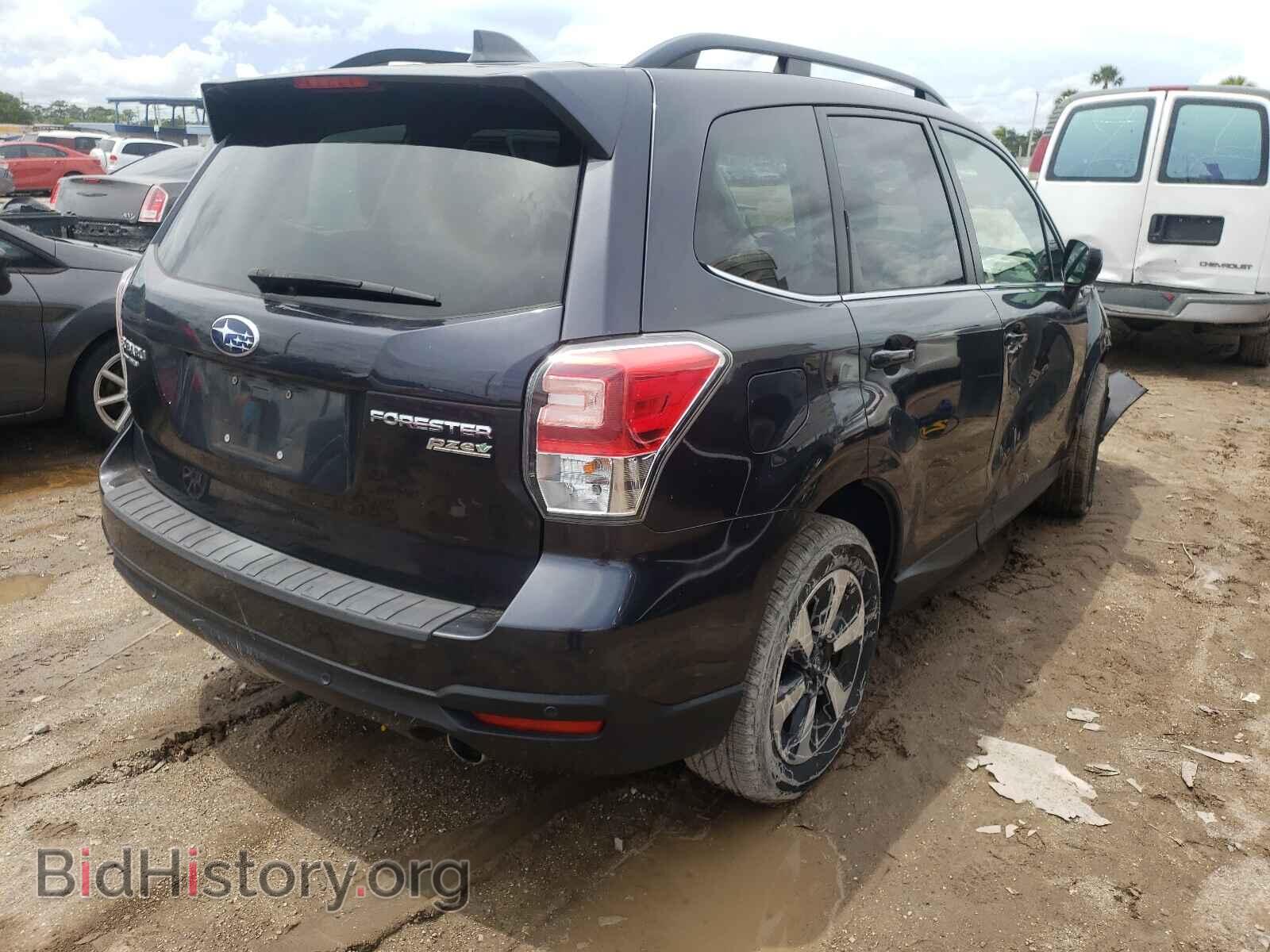 2017 SUBARU FORESTER - VIN: JF2SJARC6HH552013 - Фото 4