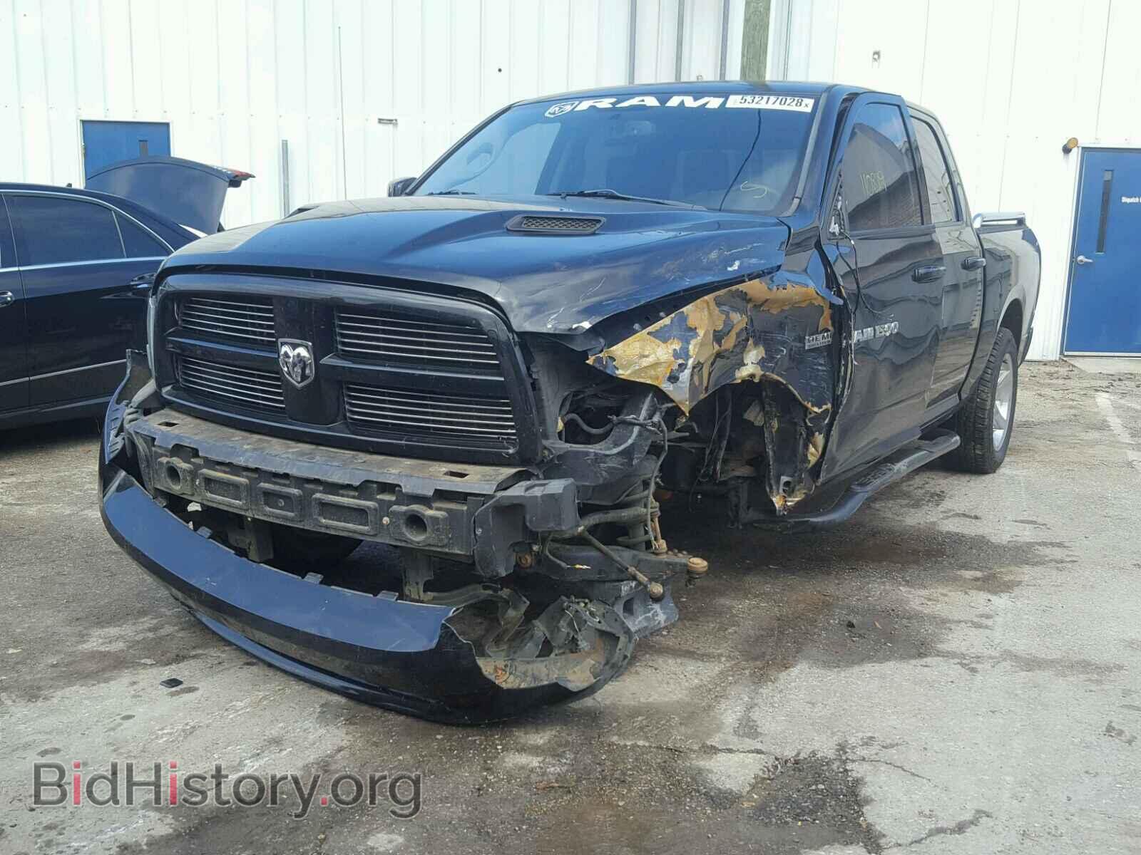 2011 DODGE RAM 1500 - VIN: 1D7RB1CT3BS521787 - Фото 2
