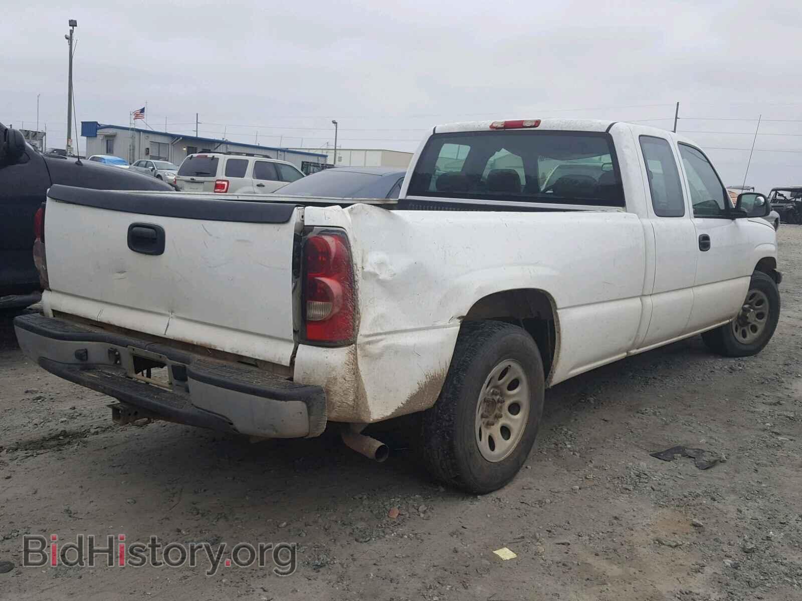 2006 CHEVROLET SILVERADO - VIN: 1GCEC19Z66E208268 - Фото 4