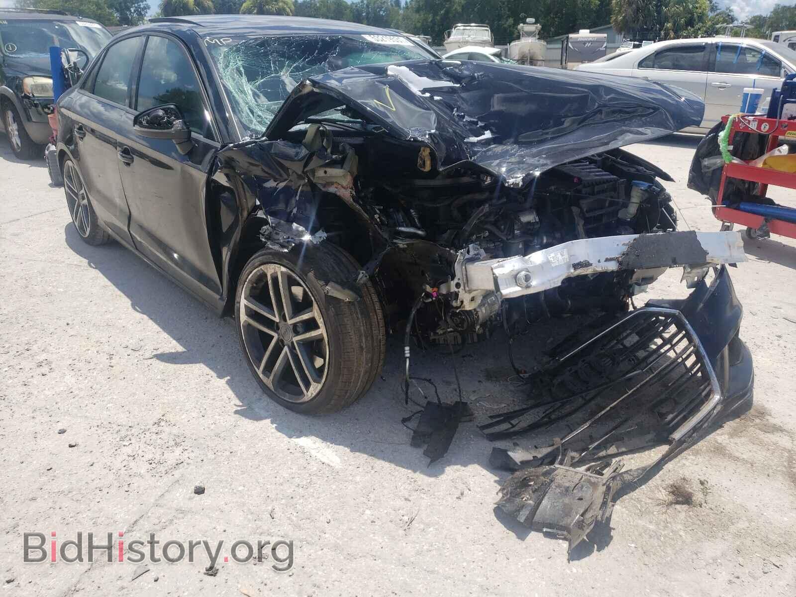 Photo WAUAUGFF3K1022937 - AUDI A3 2019
