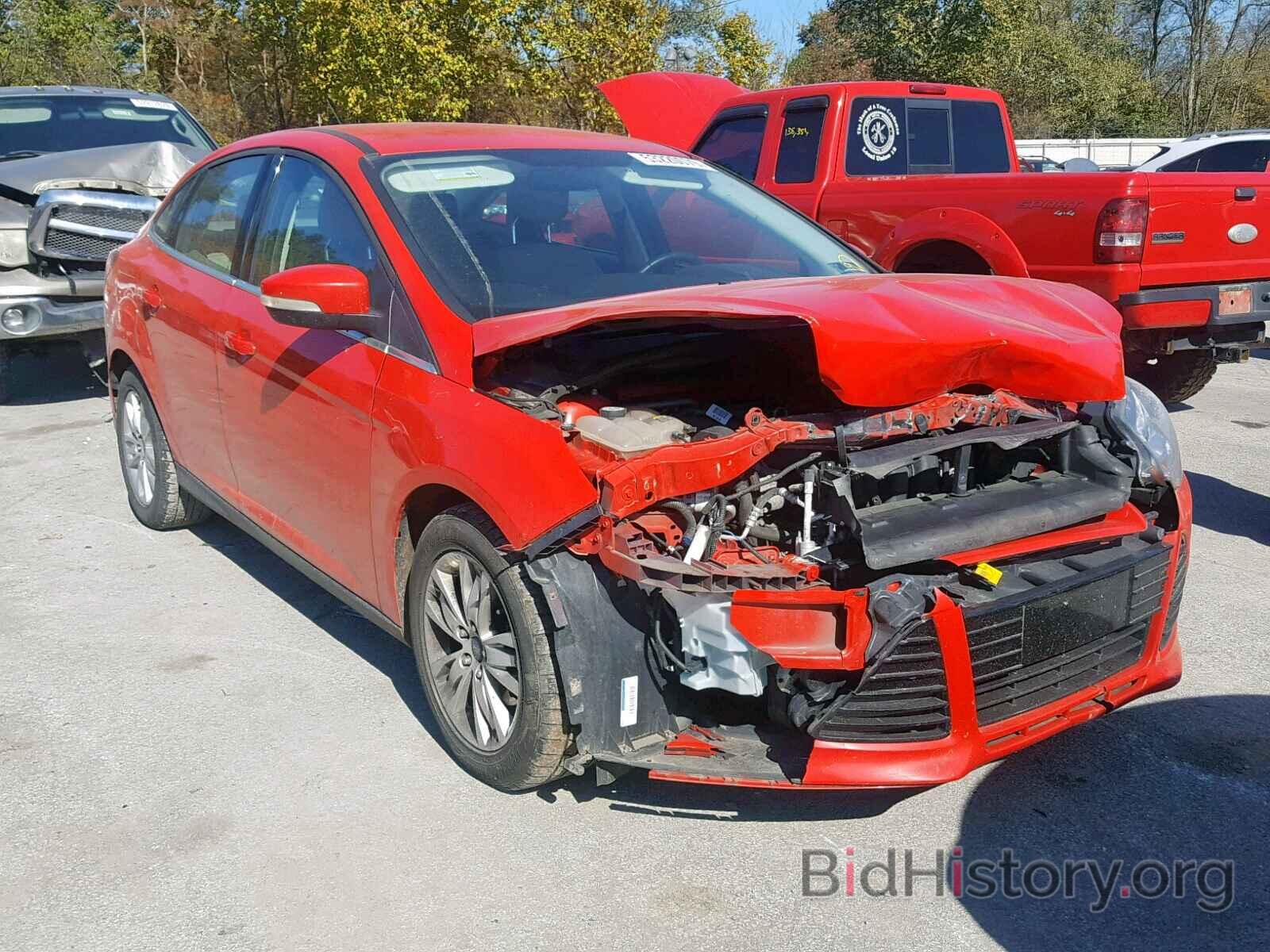 Photo 1FAHP3H21CL363132 - FORD FOCUS 2012