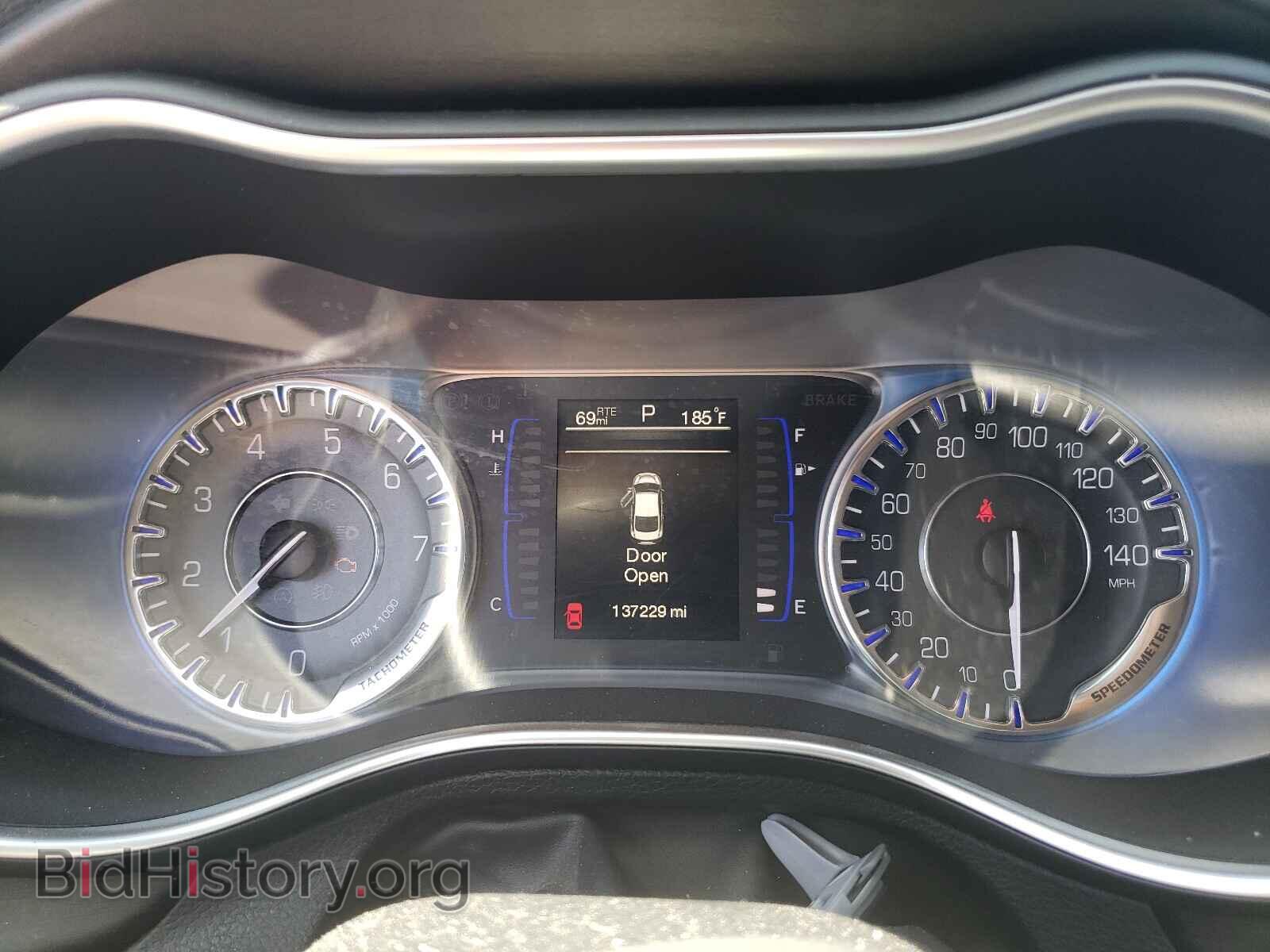 2015 CHRYSLER 200 - VIN: 1C3CCCAB0FN645219 - Фото 8