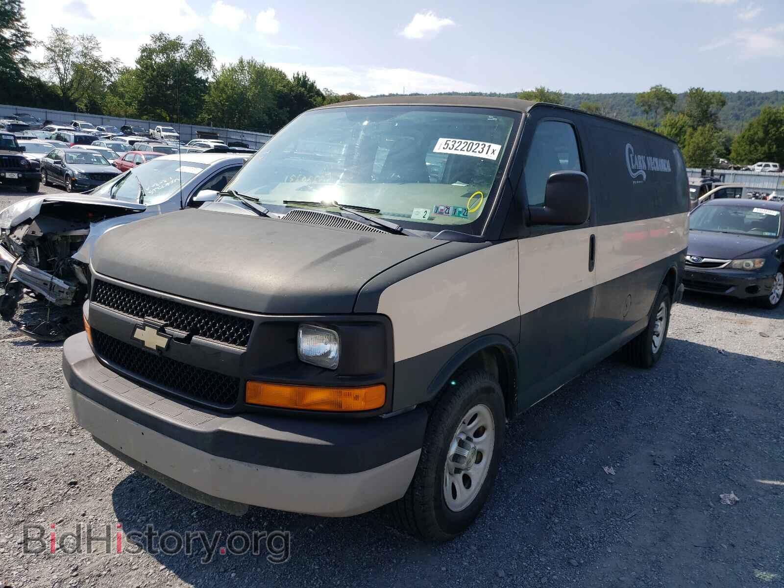 2010 CHEVROLET EXPRESS - VIN: 1GCUGADXXA1174714 - Фото 2