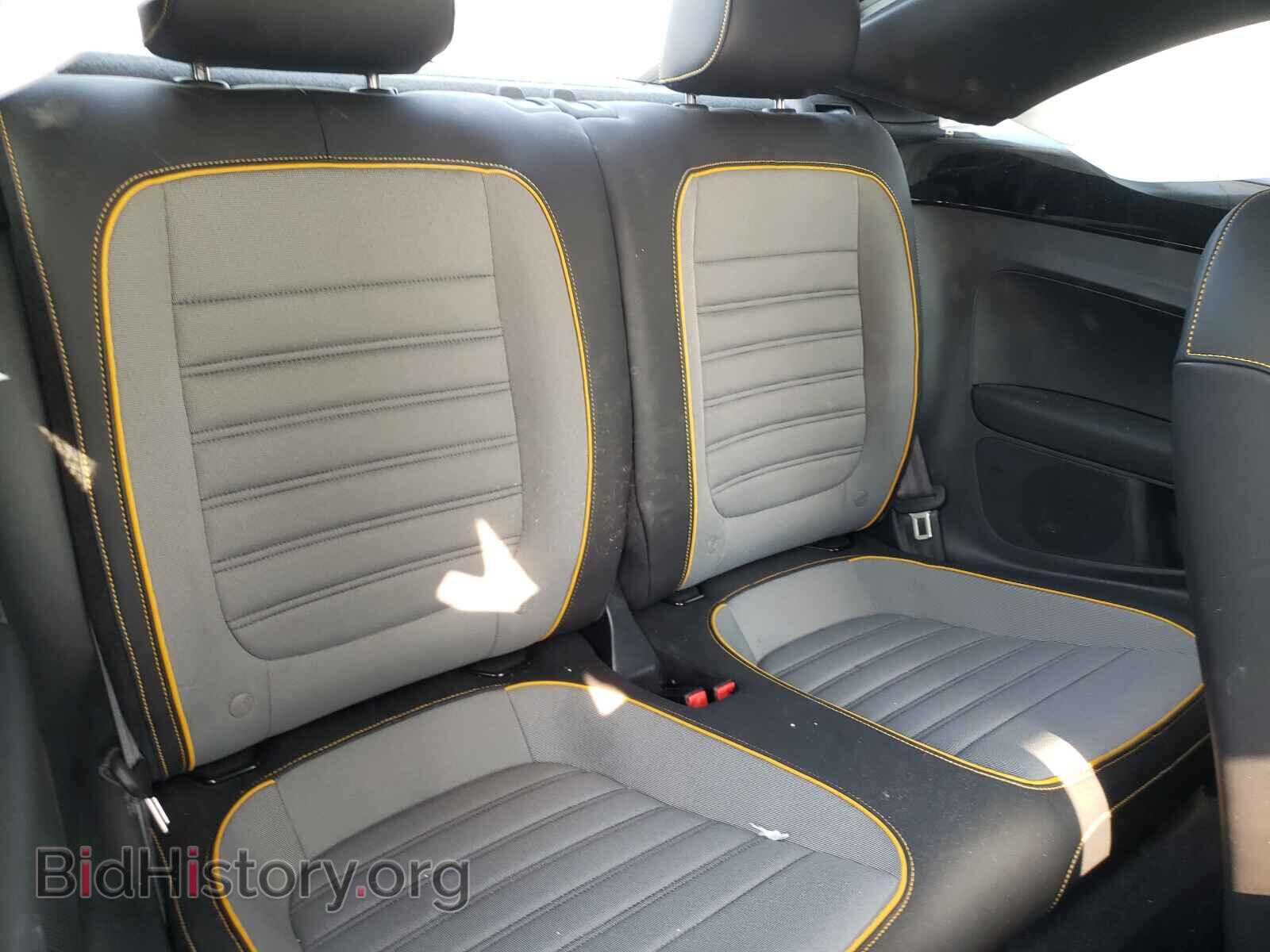 2019 VOLKSWAGEN BEETLE - VIN: 3VWSD7AT4KM708361 - Фото 6