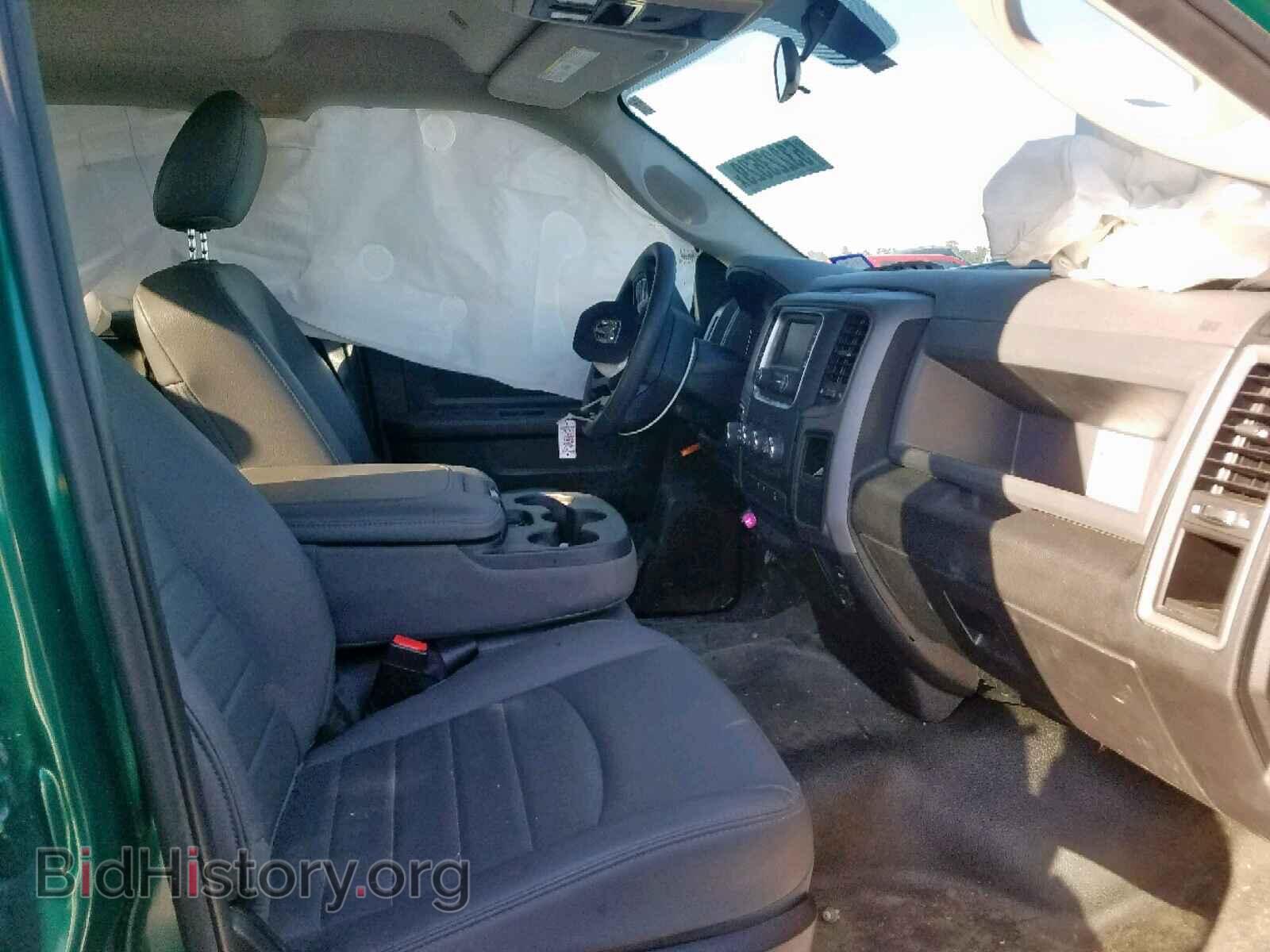 2018 RAM 1500 ST - VIN: 1C6RR6FG6JS314561 - Фото 5