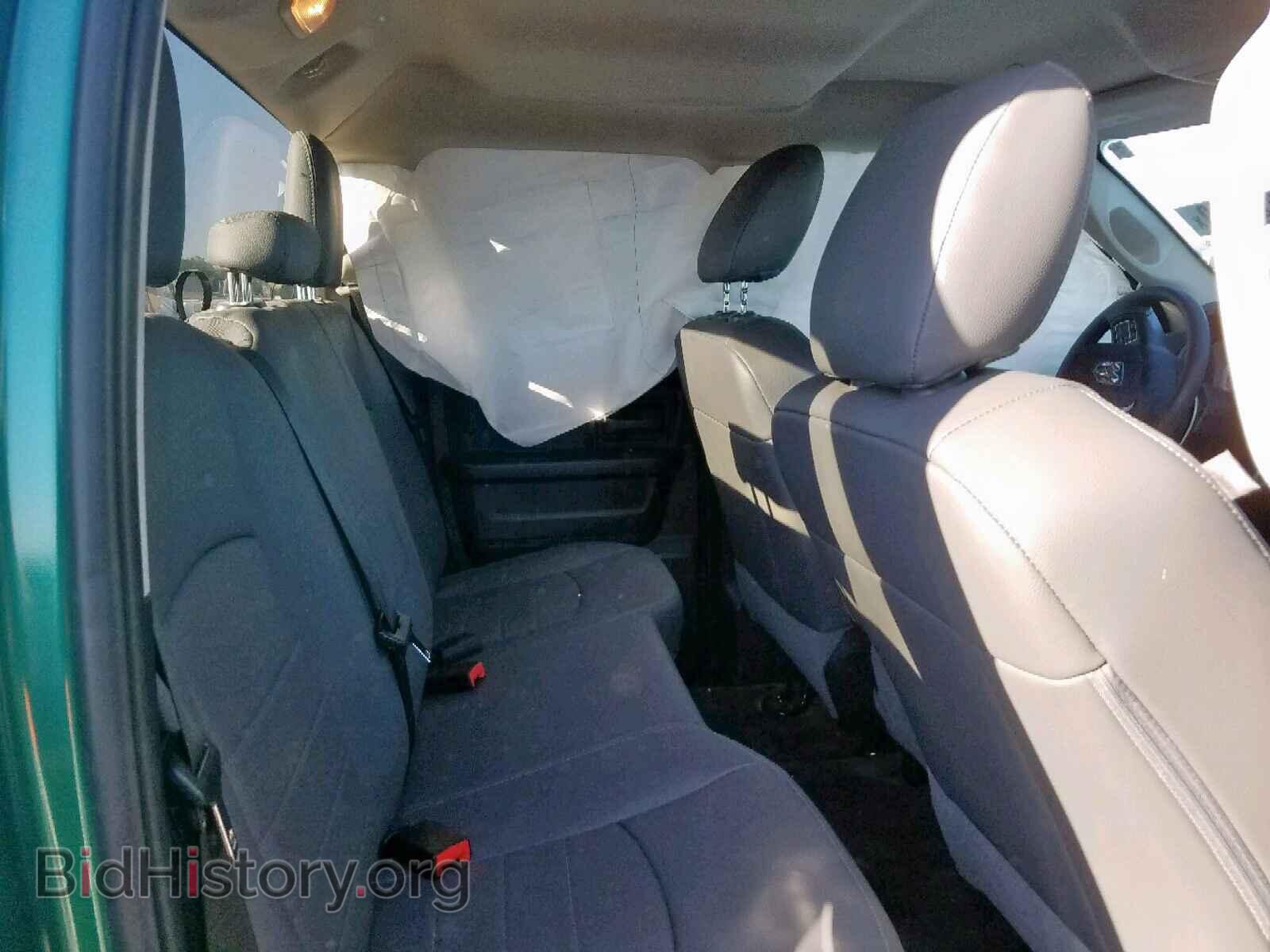 2018 RAM 1500 ST - VIN: 1C6RR6FG6JS314561 - Фото 6